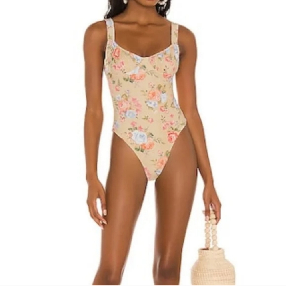 WeWoreWhat Ruched Cup One Piece Swim Bathing Suit Bikini Floral Print - Picture 4 of 10